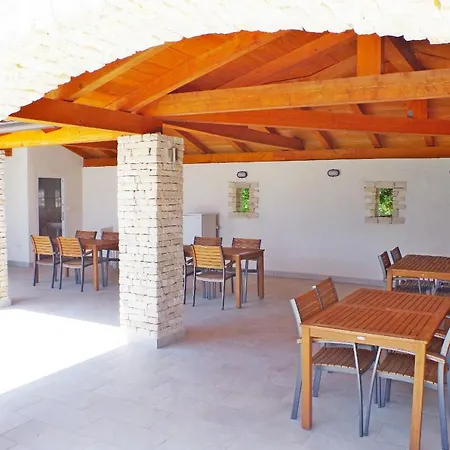 Apartment In House Sanja Rakalj
